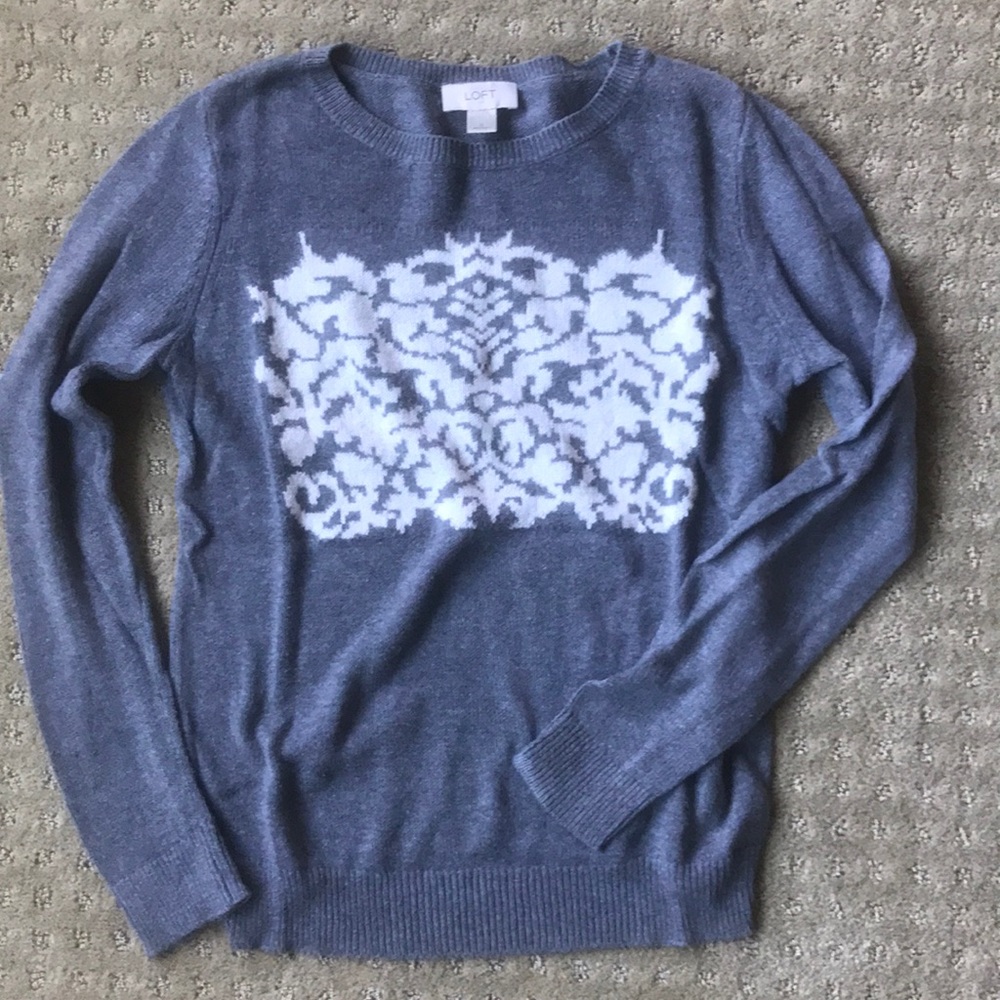 Loft sweater🌪